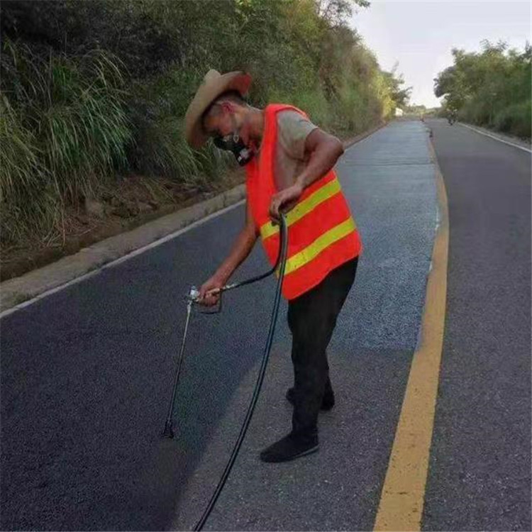 果洛 彩色防滑路面的底涂是保障路面附着力